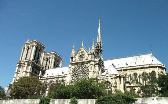 モンマルトルのサン・ピエール教会